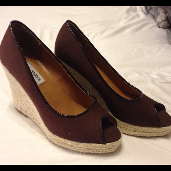 Steve Madden Peep Toe Wedges