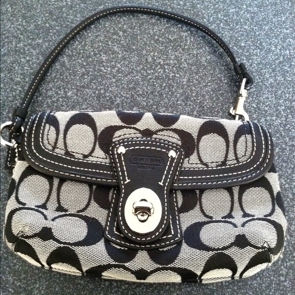 Authentic coach hand bag