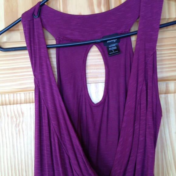 Top - Picture 3 of 3