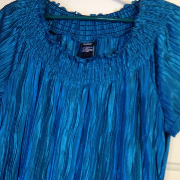 Top - Picture 3 of 3