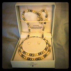 *Hold* Fresh water pearls