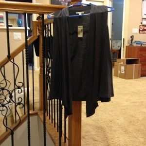 New American eagle sleeveless top