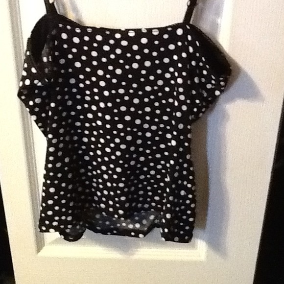Black With White Poka Dots Top - Picture 3 of 3