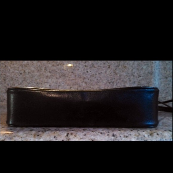 Authentic MCM handbag - Picture 4 of 4