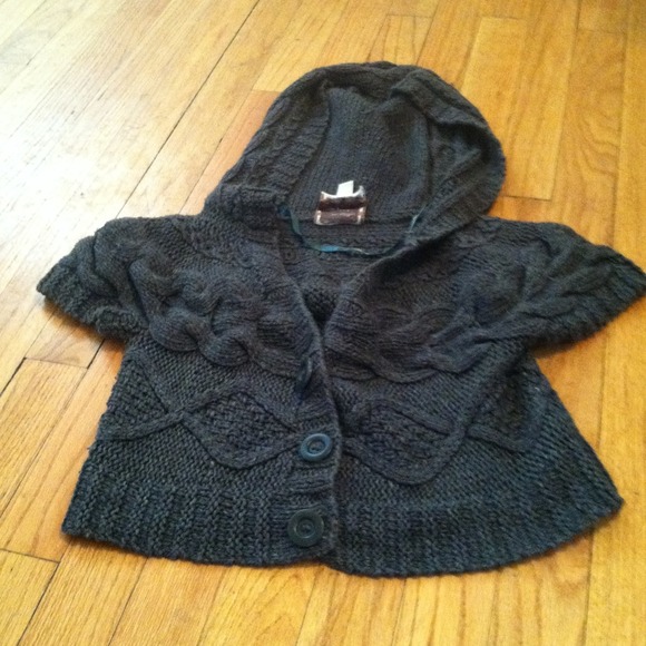 Crop sweater