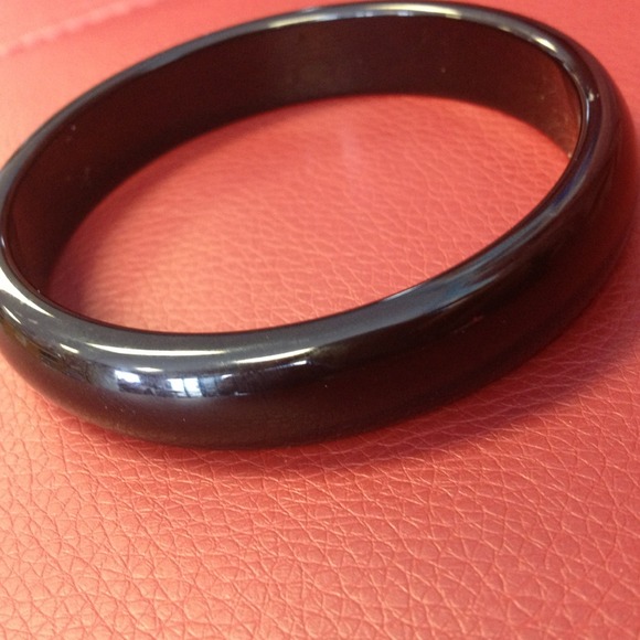 Black glass braclet