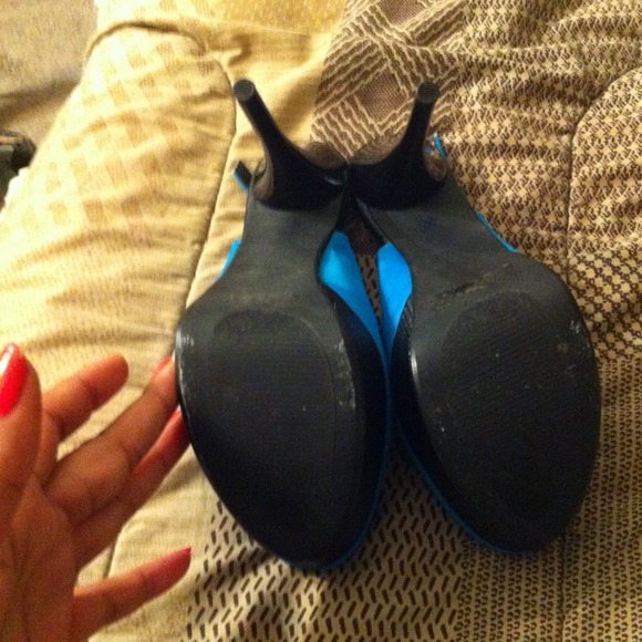 Peep toe heels - Picture 4 of 4