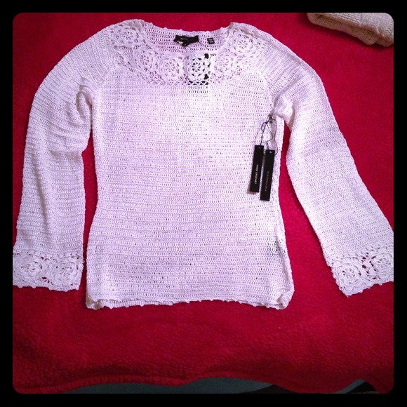 White hand crochet top