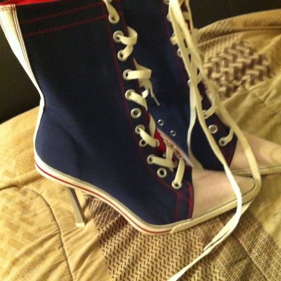 Cute - Picture 2 of 2