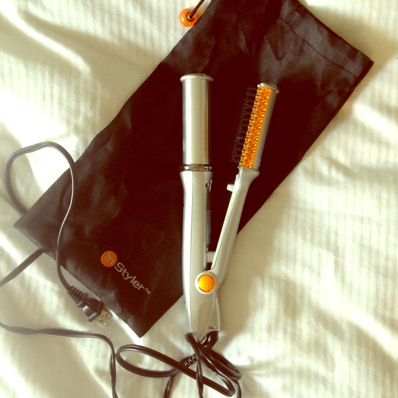 *SOLD* InStyler!!