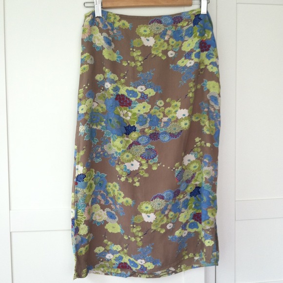 🚫SOLD🚫 Free People Floral Skirt