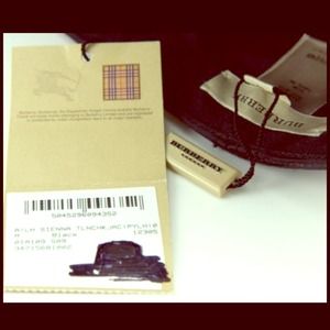 👛<NO LONGER AVAILABLE>👛NWT BURBERRY Novachk Cap