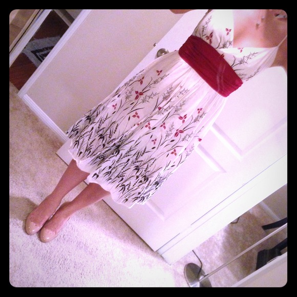 SOLD to @gwensize Max Studio cotton dress