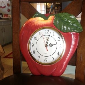 Apple clock