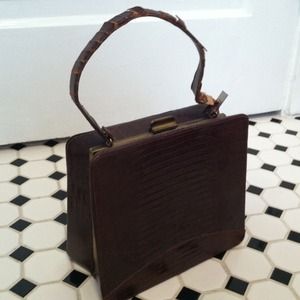 🚫SOLD🚫Beautiful Vintage Brown Purse