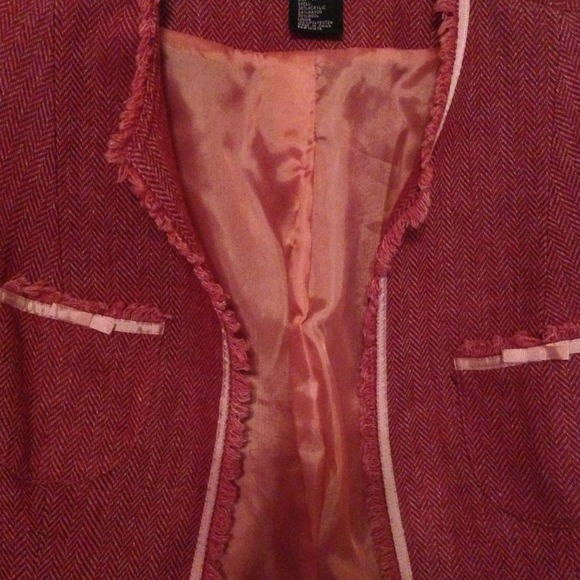 Pink blazer/jacket w/chevron pattern - Picture 4 of 4