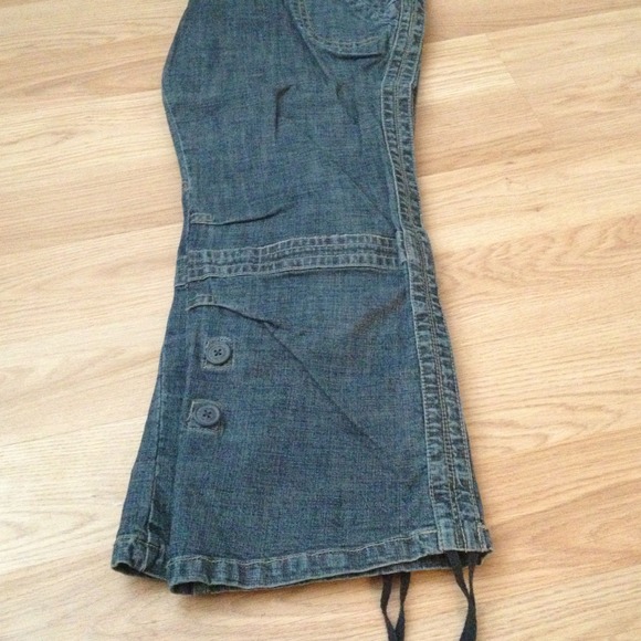 Capri pants - Picture 3 of 4