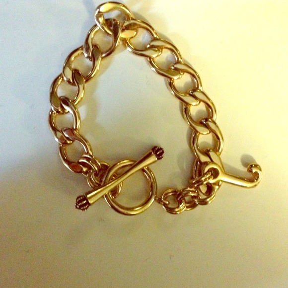 Juicy charm bracelet