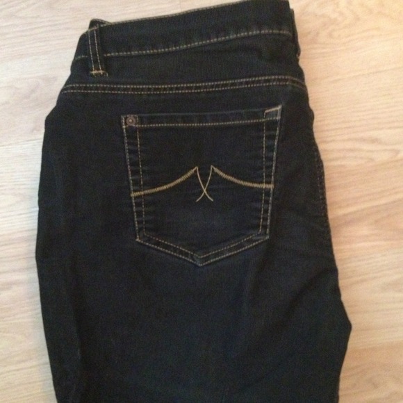 Pants - Picture 3 of 4