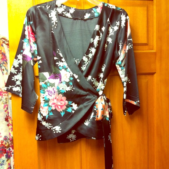 satin wrap top! Peacock floral print