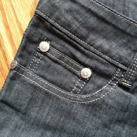 3D pockets!!Chanel black Authentic Jeans!!! - Picture 3 of 7