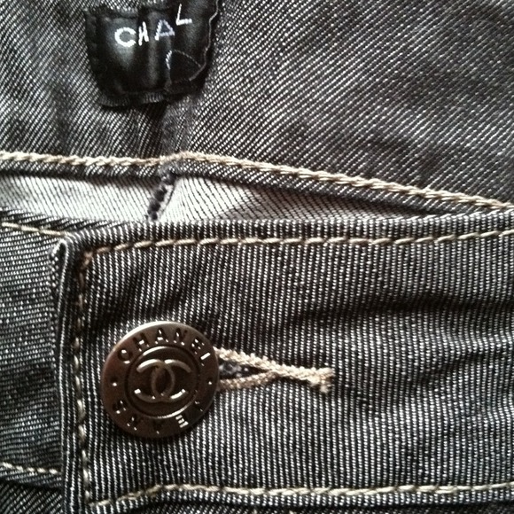 3D pockets!!Chanel black Authentic Jeans!!! - Picture 4 of 7