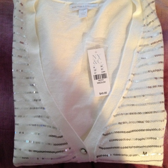 NYC Sweaters - 🎀White sequined Cardigan🎀