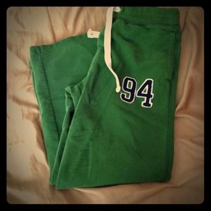 Sold in bundle Green sweats