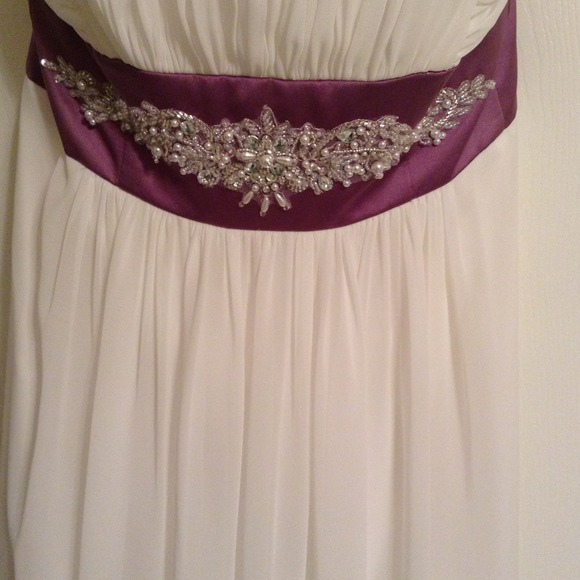 Sold......Wedding dress - Picture 4 of 4