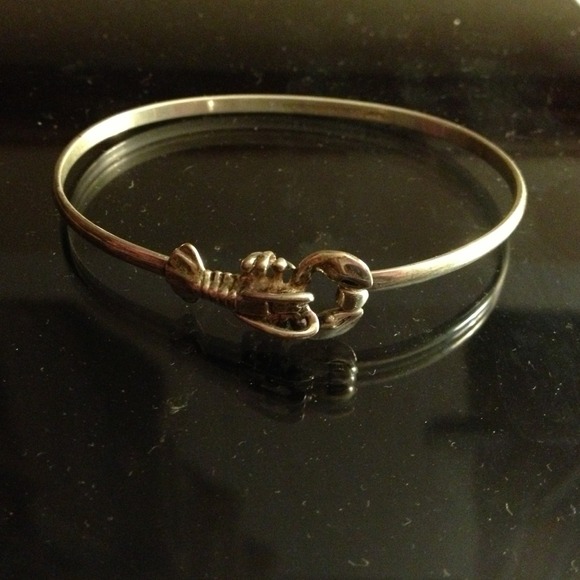 Bracelet with lobster clasp