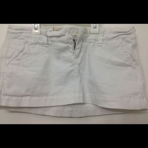 White Hollister skirt