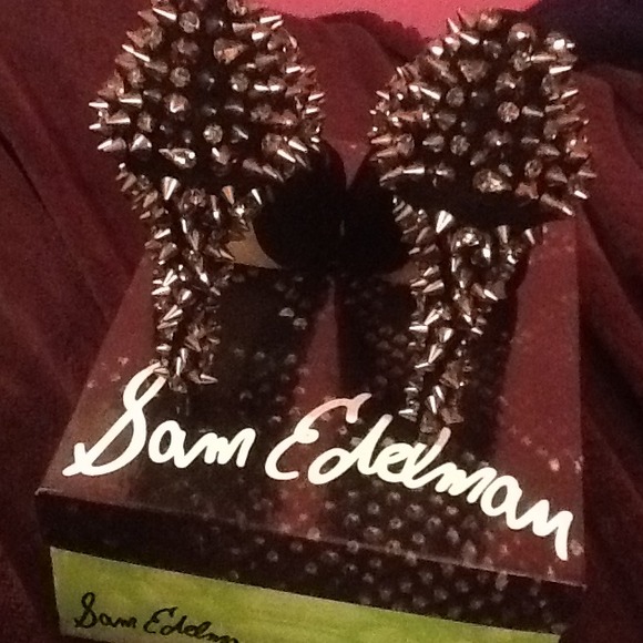 Sam Edleman spiked heel