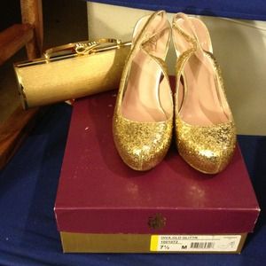 Fergie Diva Gold Glitter Slingback stiletto