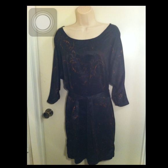🔴sold in bundle🔴Size S The Limited Short Kimono