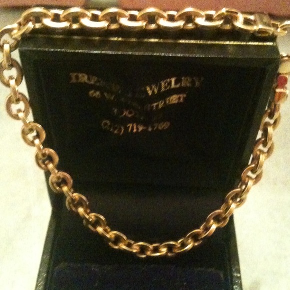 14k gold bracelet 6inches
