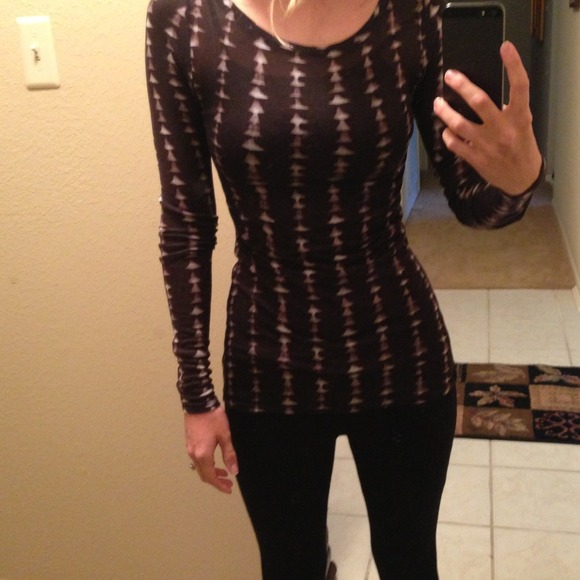 BCBG top