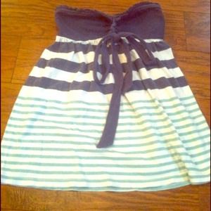 Blue striped tube top 💠