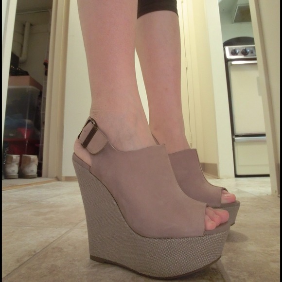 Steve Madden wedge