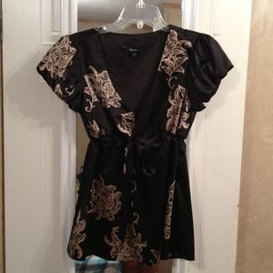 **SOLD**Express shirt size small