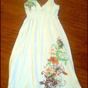 ⛔Reserved⛔ Beautiful sun/beach dress ! (:👗