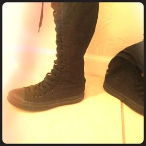 Chuck Taylor Allstar converse size 6