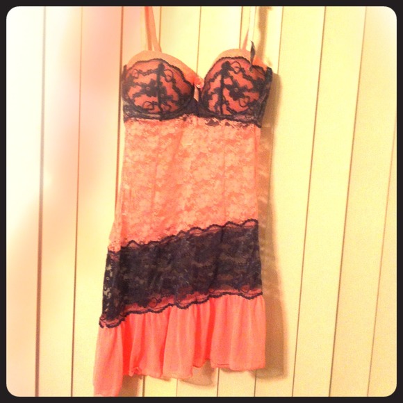 🌟REDUCED🌟pink and grey lingerie!