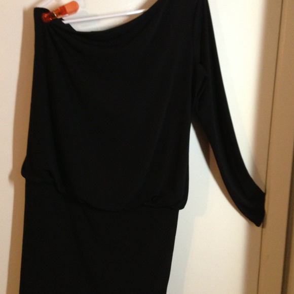 SOLD..Beautiful for a night out! - Picture 2 of 3