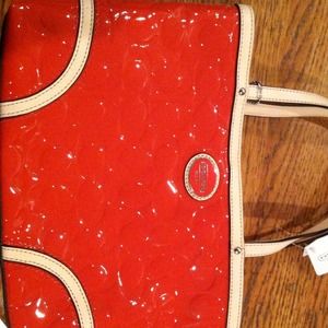 NWT COACH Small Tote Peton Patent Leather tote.