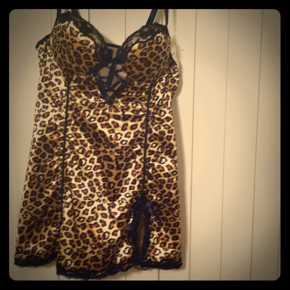 sexy leopard lingerie!