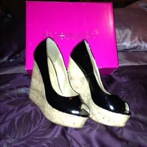 Black patten leather peep toe