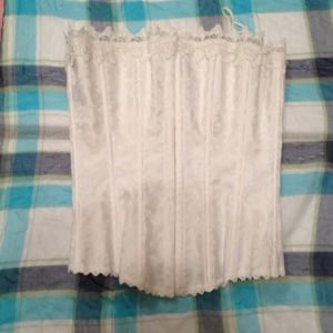 Fredericks corset white size 32