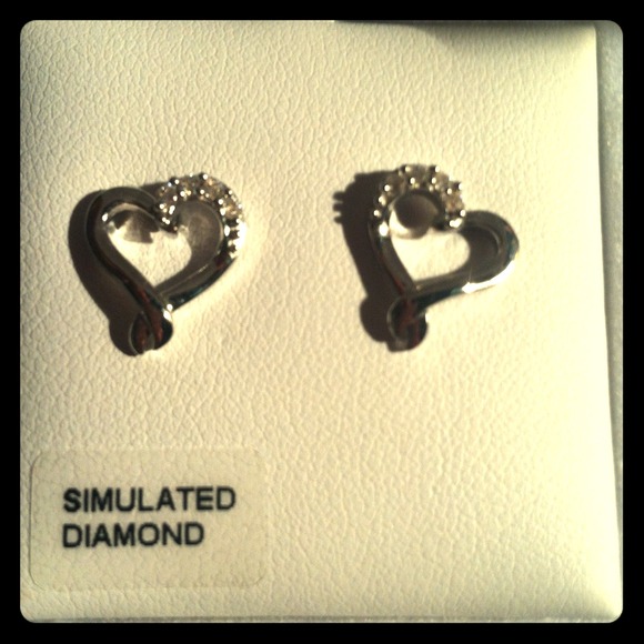 Simulated diamond earrings - Picture 1 of 2