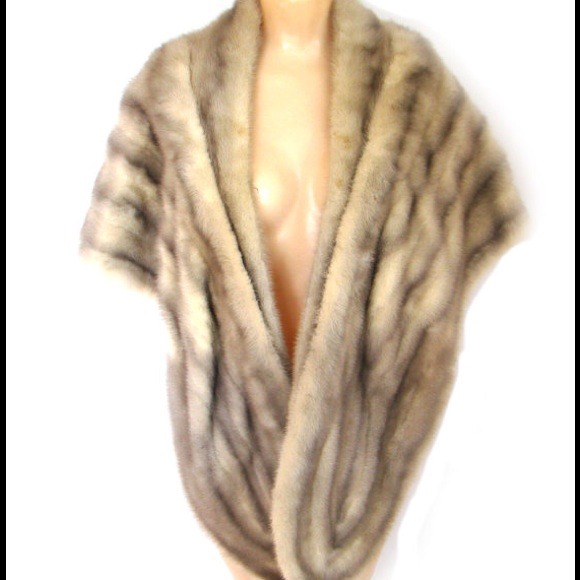 Vintage 1960s Gray Mink Shawl/ Wrap MadMen