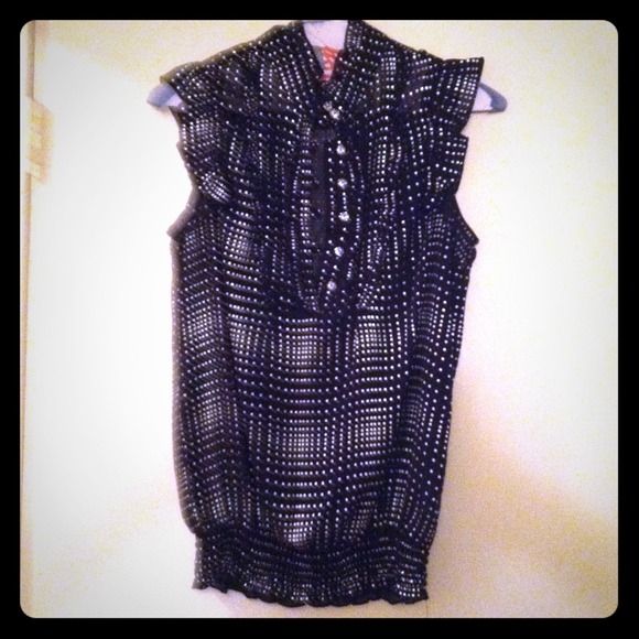 Very pretty black n silver blouse